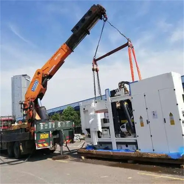 望城附近小吊车联系方式|8-16吨|本地及时服务